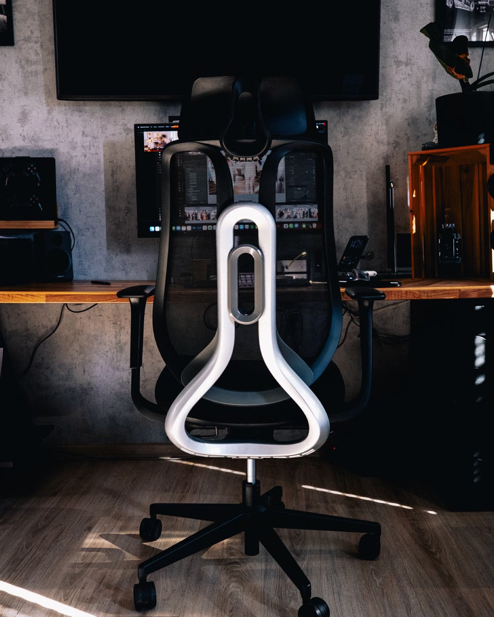OmniSit Pro at a customer's workspace: Creator studio