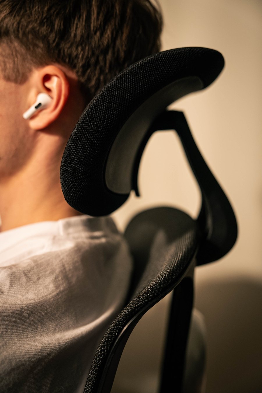 OmniSit Pro headrest close up